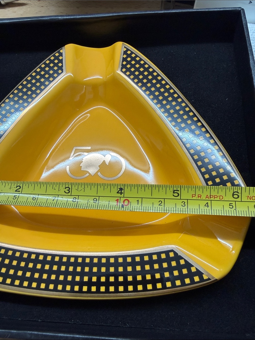 Cohiba 50 Yellow Triangular Ashtray - Picture 6 of 6
